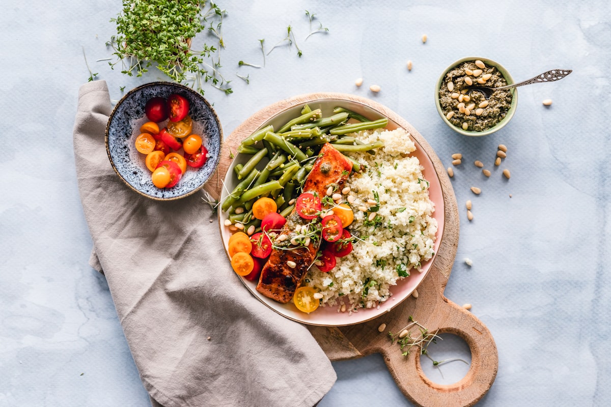 Garlic and traditional spices for natural health support